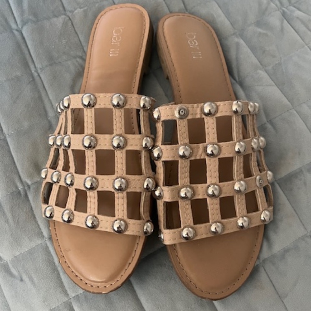 bar III womens slip ons sandals with metal detail size 8